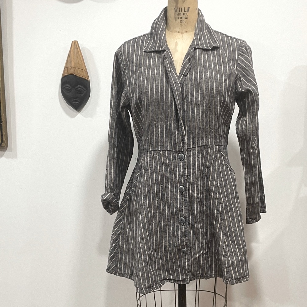 FLAX linen peplum style jacket. Size SMALL